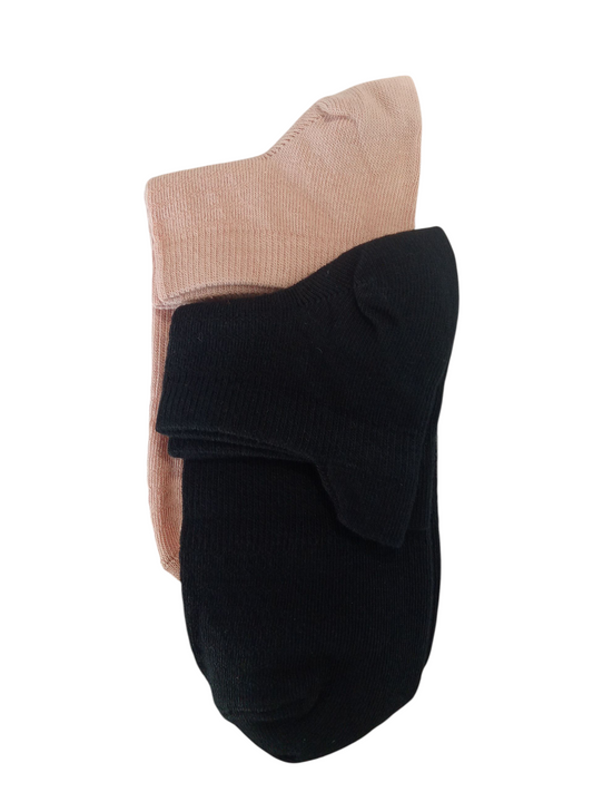 #7402Compact Cotton Stretch Solid Low Show Socks with Stay Fresh Treatment