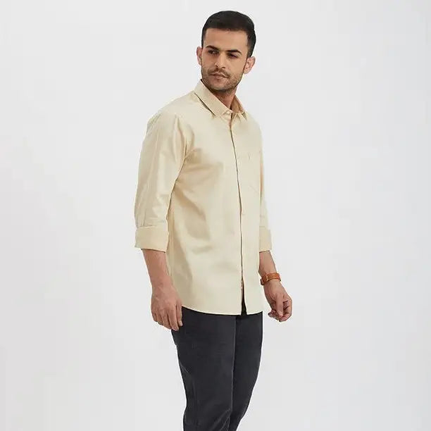 INDIAN TERRAIN Men Slim Fit Solid Casual Shirt ITMSH04362