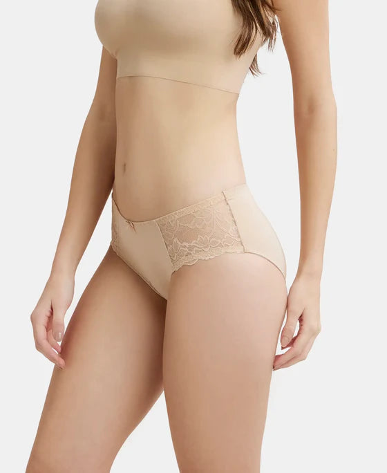 #1814 Full Coverage Soft Touch Microfiber Elastane Stretch Hipster With Lace Styling and StayFresh Treatment