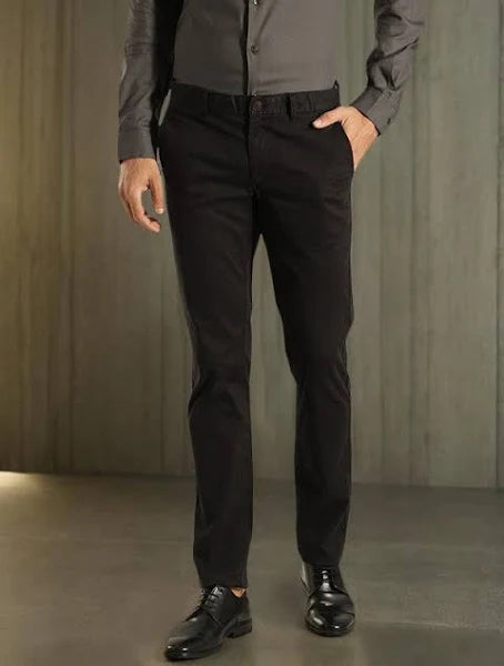 Men Brooklyn Fit Cotton Stretch Trouser SKU: ITMTR01688