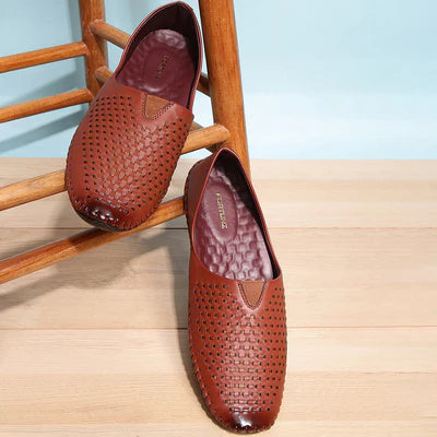 Fortune Casual Mojari Loafers Shoes For Men AVN-40 By Liberty