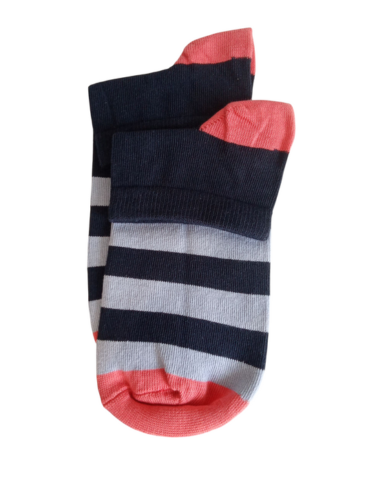 #7403 Compact Cotton Stretch Solid Low Show Socks with Stay Fresh Treatmen