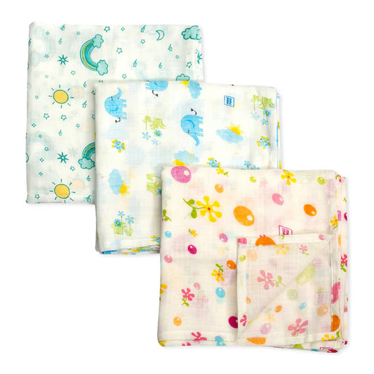 Mee Mee Baby Blankets, 100% Muslin Cotton Blanket for New-born Boy & Girl | Soft & Breathable Quilt | Cotton Wrapping Sheet | Multi-coloured Baby Wrapper | Light Weight, Compact & Portable | Pack of 3 | 150 Grams |