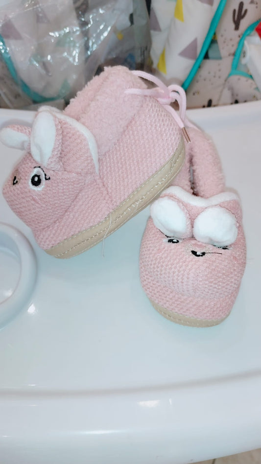 Teddy Applique Detailed Slip On Anti Skid Booties